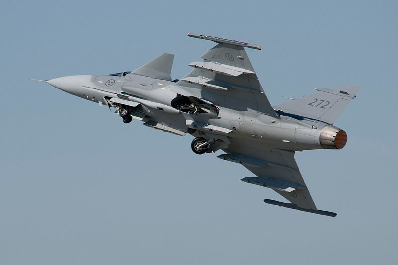 http://www.cavok-aviation-photos.net/kecskemet08/JAS39C_39272.jpg